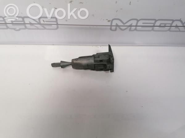 Audi A4 S4 B8 8K Wkładka zamka drzwi przednich 