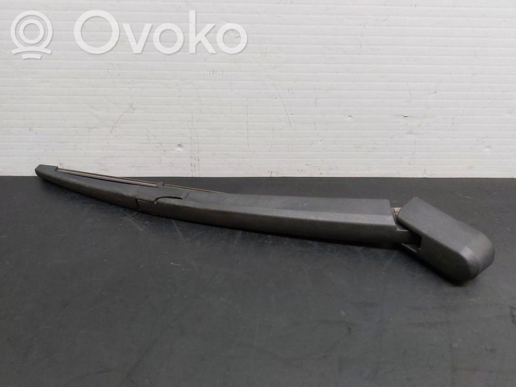 Brazo del limpiaparabrisas trasero   13256918,13464218