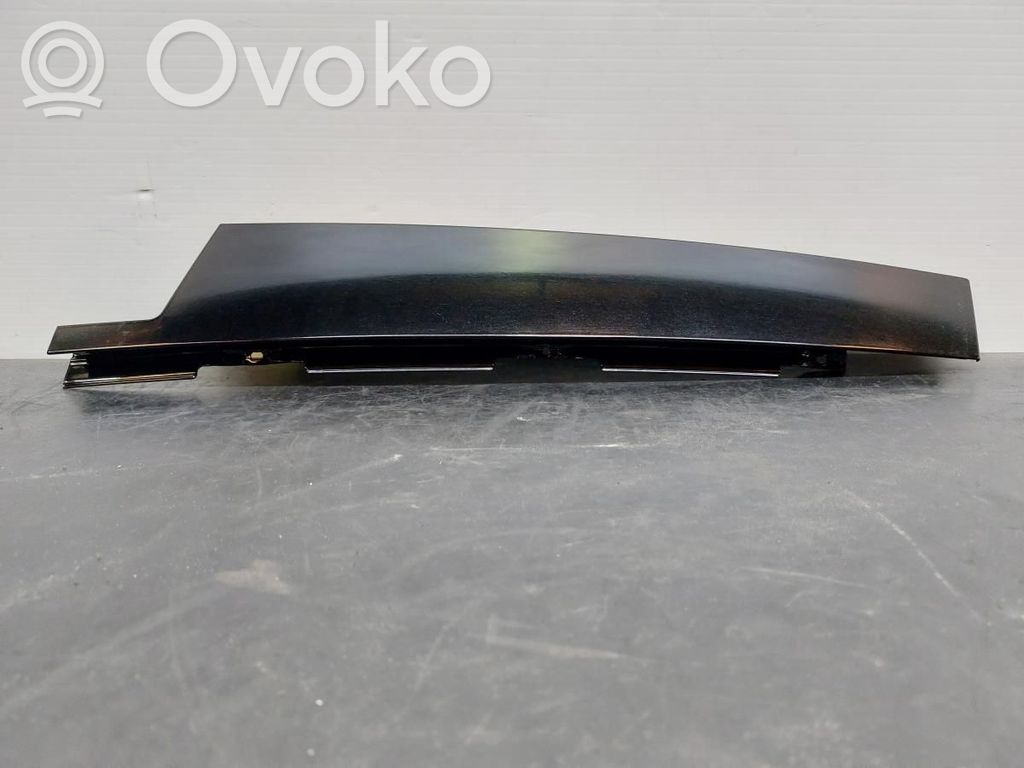 Porsche Cayenne (92A) Etuoven lista (muoto)