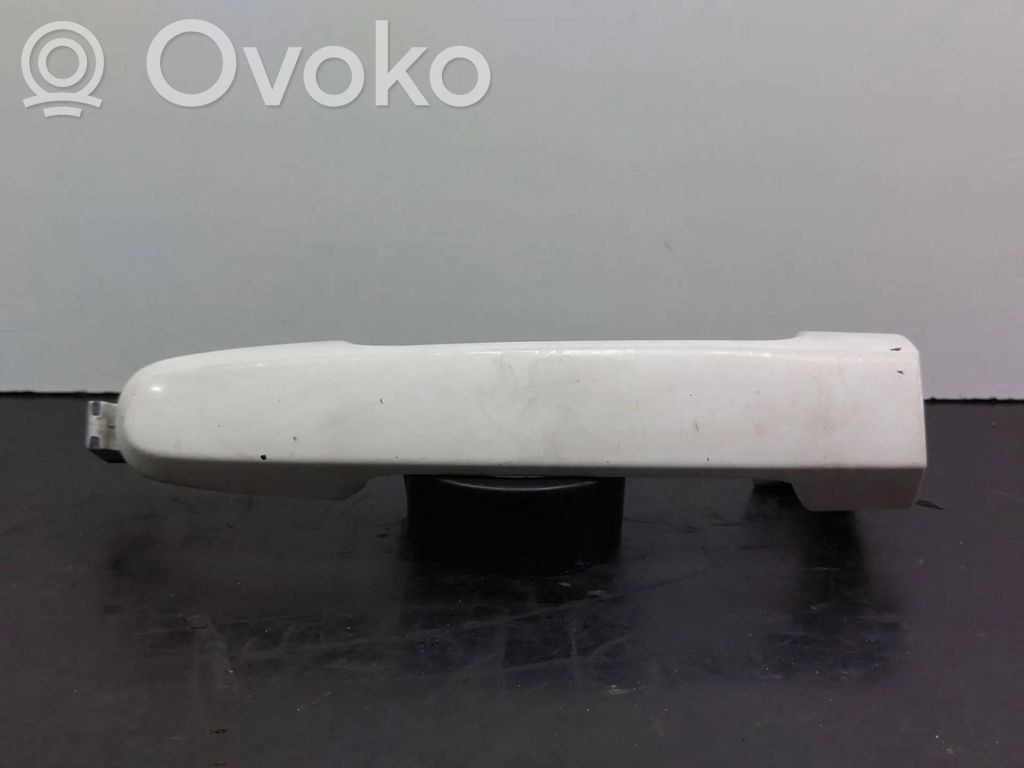 Manecilla externa puerta delantera   692100D060A1,692100D060A1