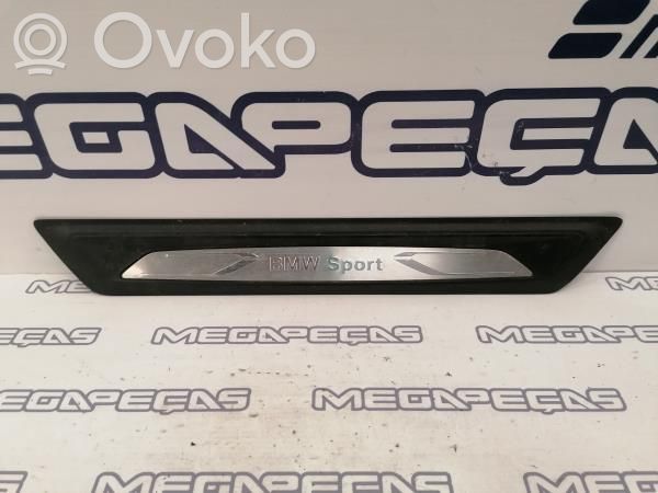 BMW 3 F30 F35 F31 Copertura del rivestimento del sottoporta anteriore