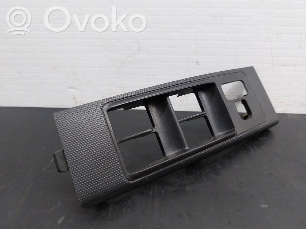 Toyota Corolla Verso AR10 Alte piese de interior 