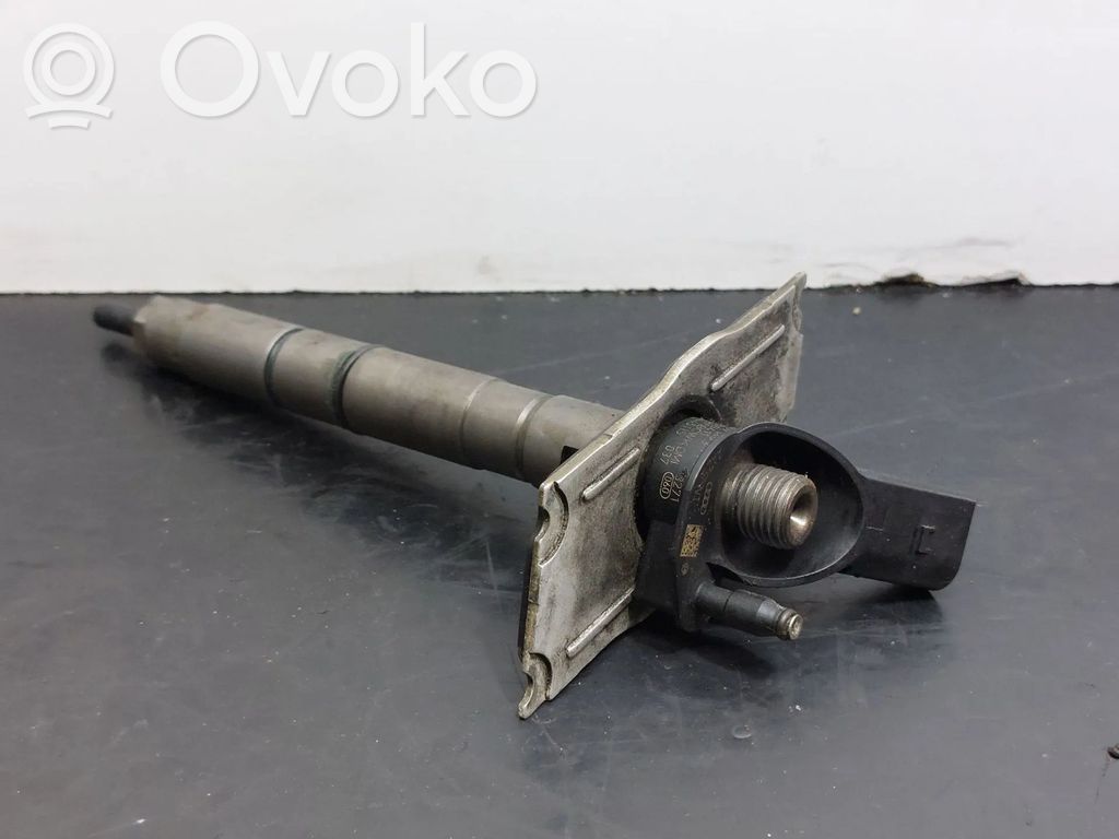 Injecteur de carburant   059130277AB,0445115037