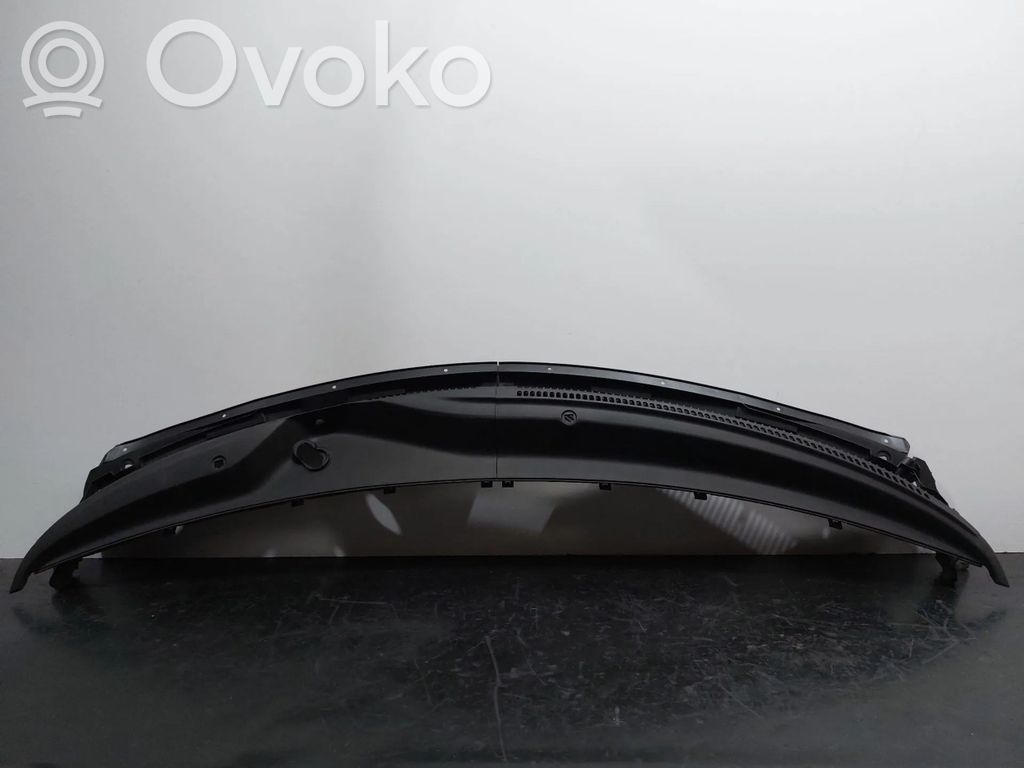 Toyota Aygo AB10 Podszybie przednie 