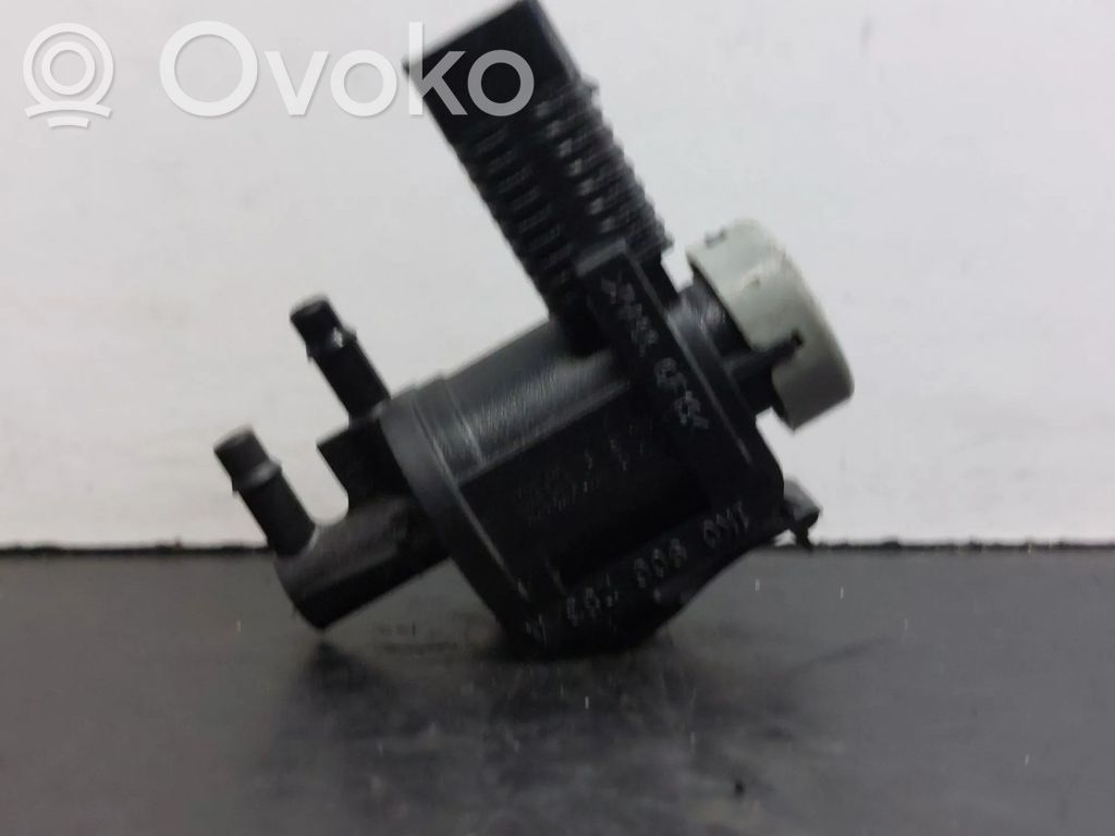 Électrovanne turbo   1K0906283A