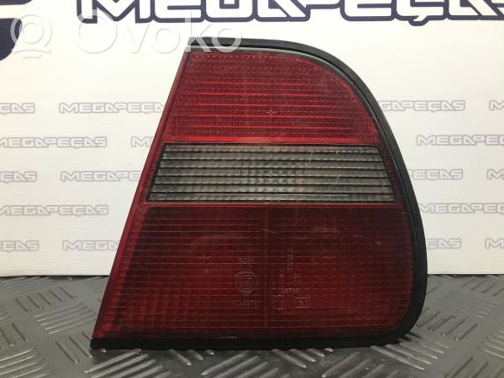 Lancia Delta Takaluukun takavalot 
