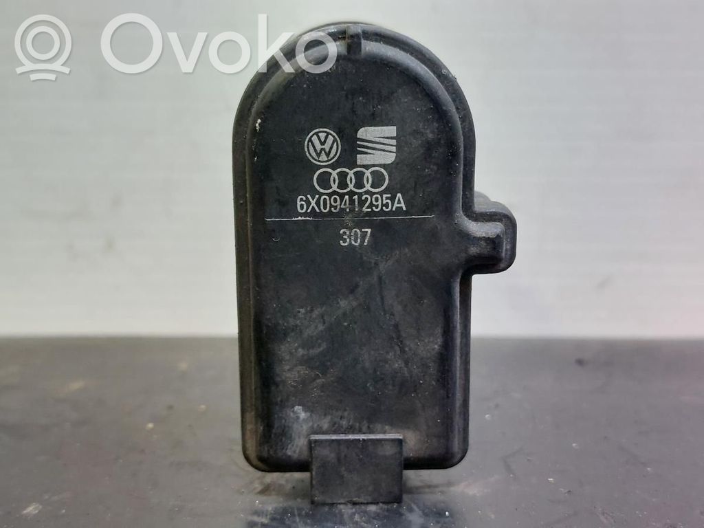Seat Arosa Headlight level adjustment motor 
