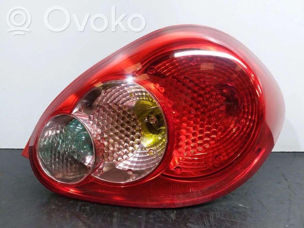 Toyota Aygo AB10 Lampă spate în caroserie 