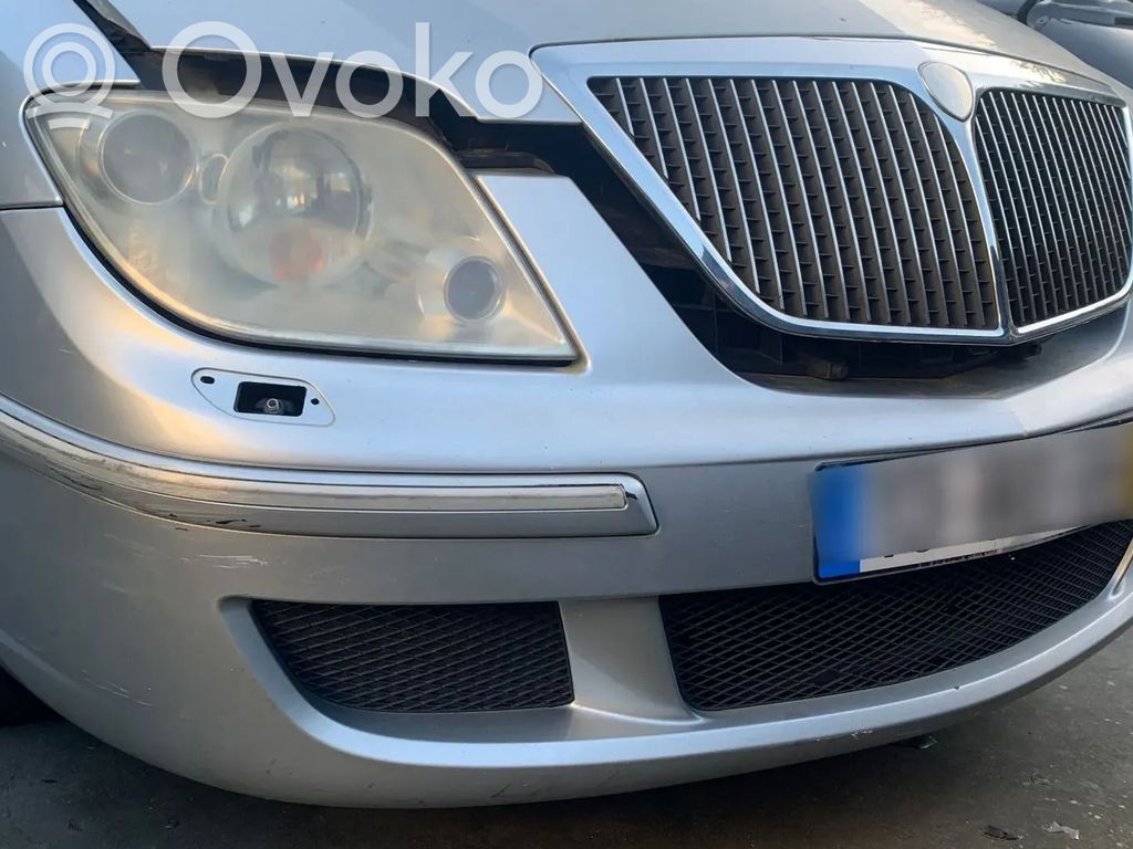 Lancia Phedra Parachoques delantero 