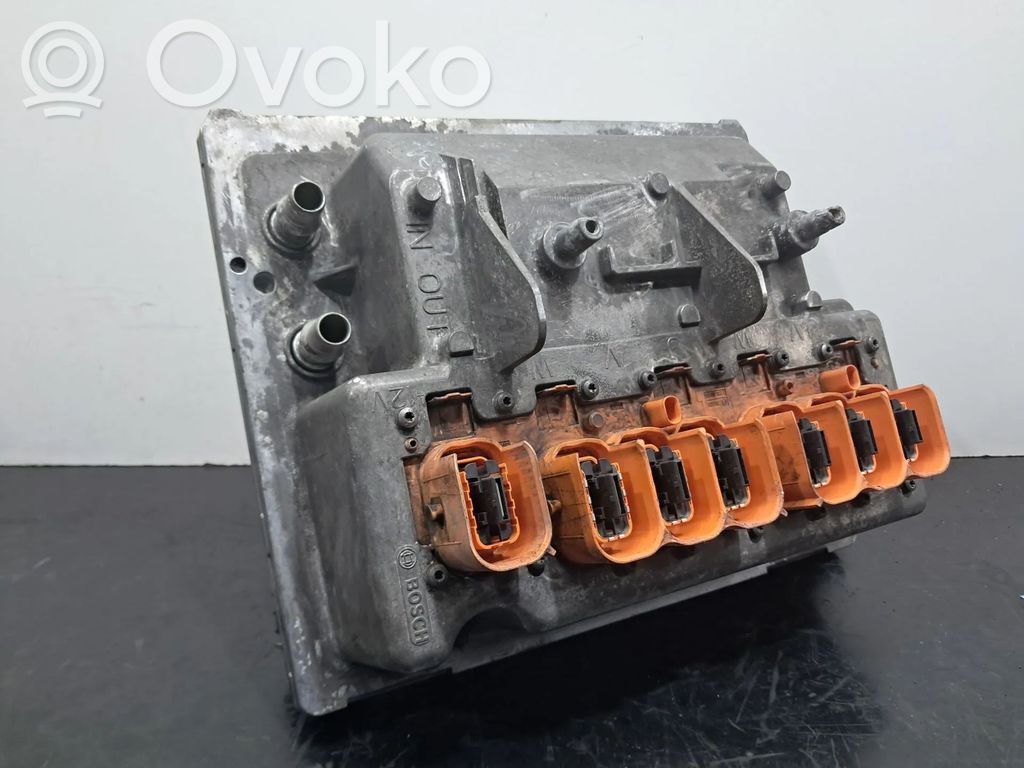 Inversor/convertidor de voltaje   9678825780,9802516280
