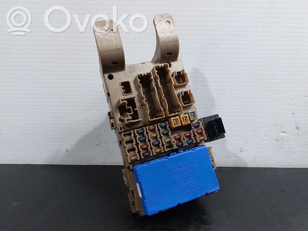 Toyota Corolla E120 E130 SAM control unit 