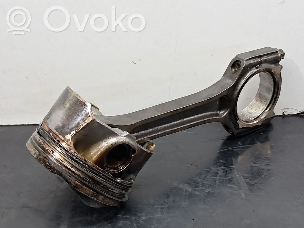 Ford Focus Piston 