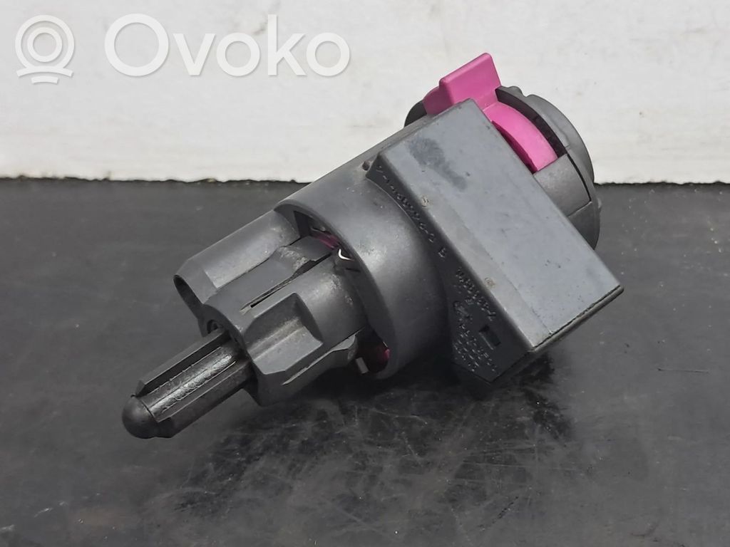 Valve   4F0945459B,4F0945459,4F0945459A,4F0945459B