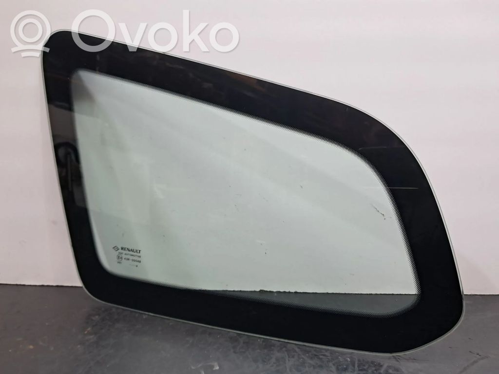 Vidrio lateral trasero   833074784R