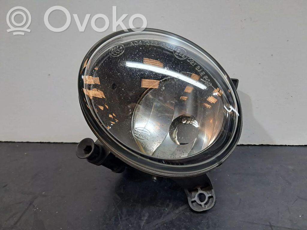 Etusumuvalo   8T0941699B