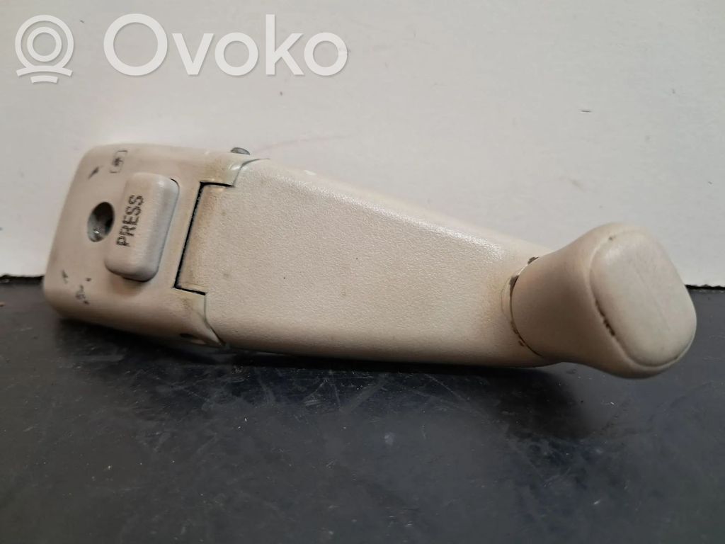 Opel Corsa B Etuoven ikkunan kampi 