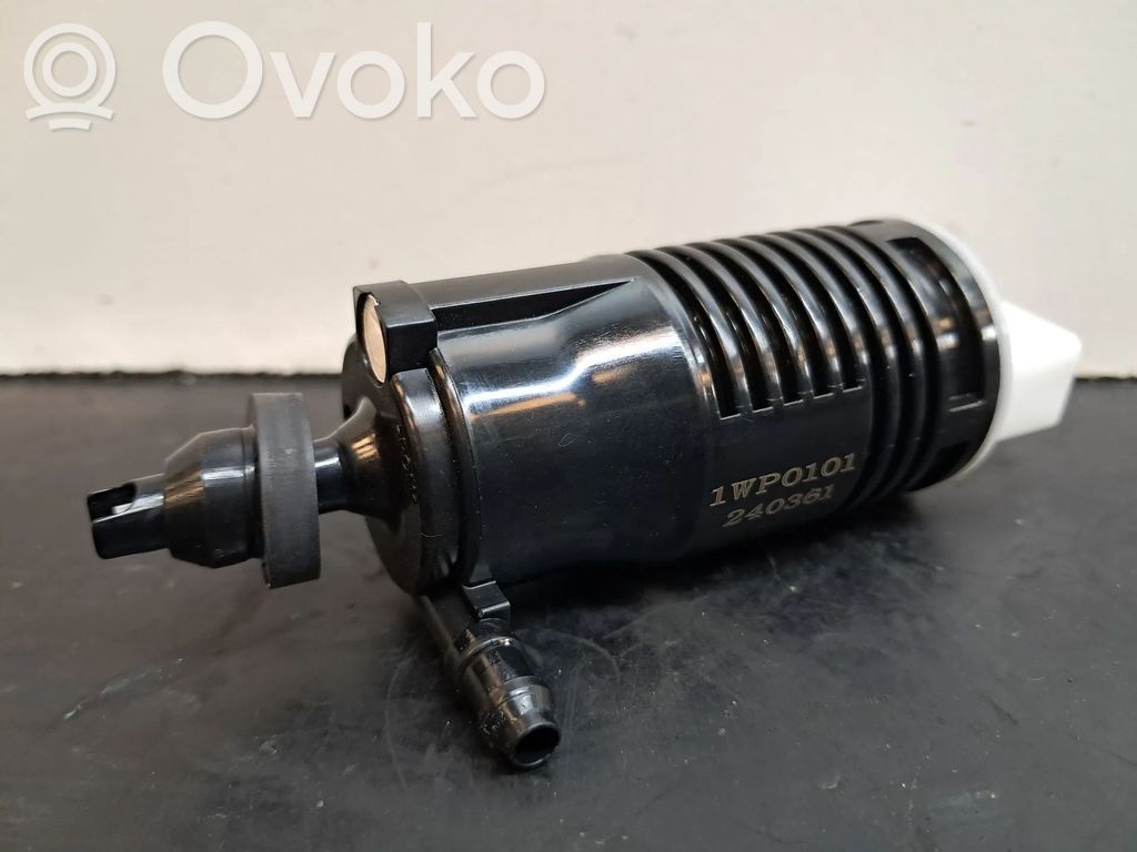 Pompa spryskiwacza szyby przedniej / czołowej   1WP0101