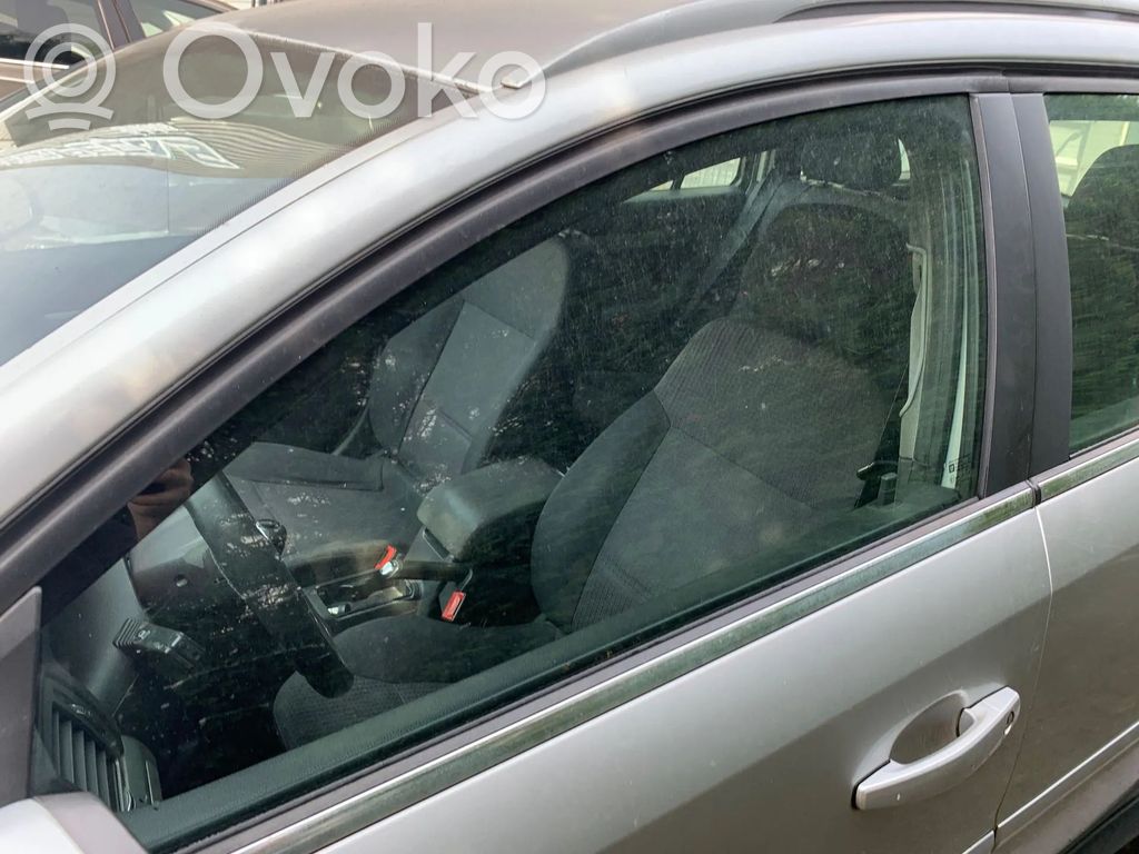 Opel Vectra C Geam ușă față patru uși 