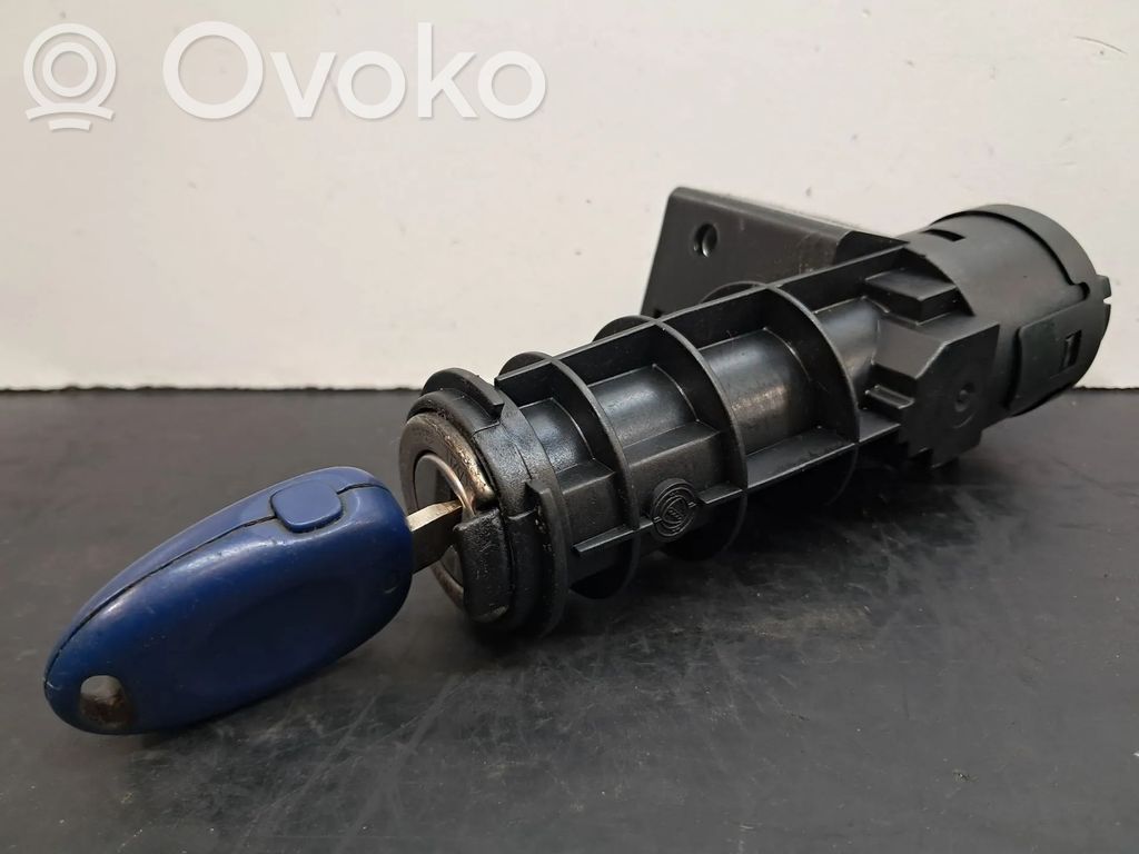 Užvedimo spynelė   46744908,05521B365