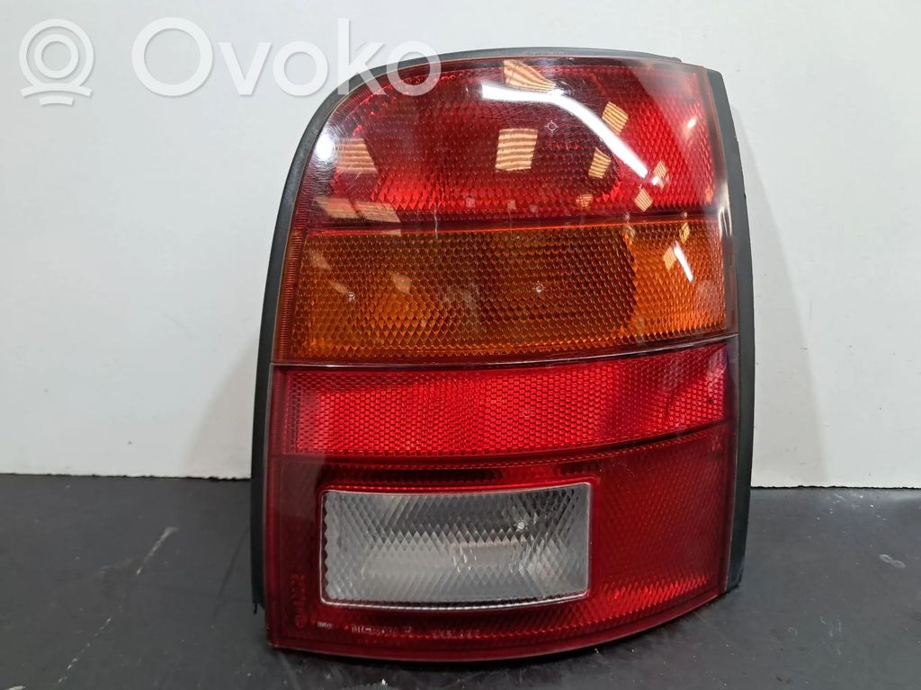 Lampa tylna   B65505F301,B65505F301