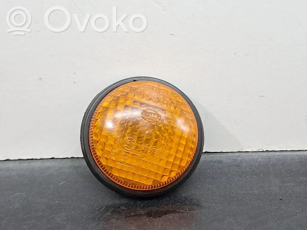 Nissan Micra Lampă semnalizare bară față 