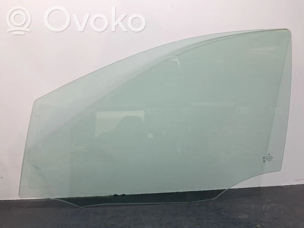 Mercedes-Benz B W245 Szyba drzwi przednich 
