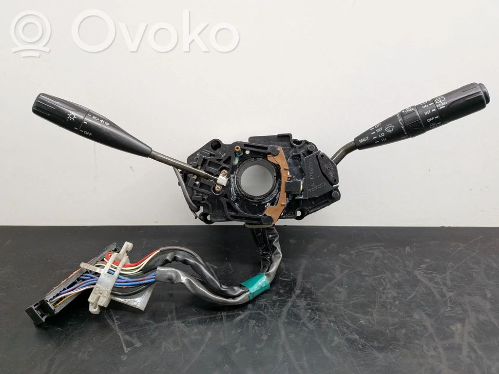 Toyota Carina T190 Inne przełączniki i przyciski 