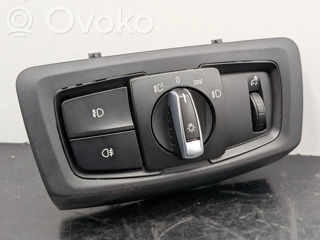 BMW 2 F46 Interruptor de luz 