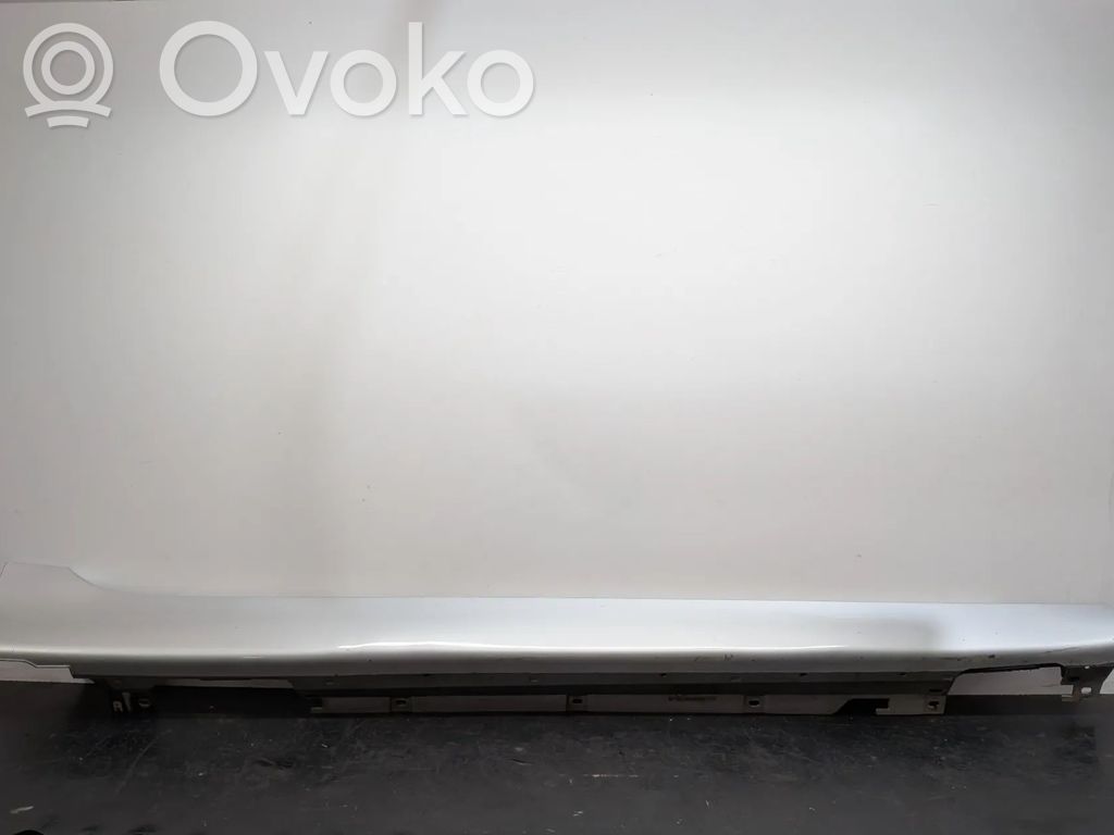 Slenkstis   51177403806,51177403806,51777301940,51777301942,51777318862,7301940,7301942,7318862,7403806