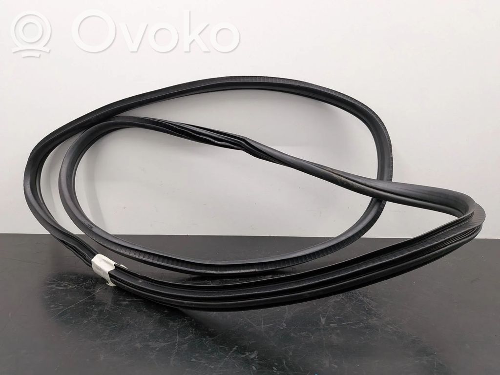 BMW 2 F46 Otros repuestos del interior 