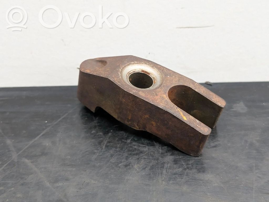 Toyota Yaris Base (soporte) 