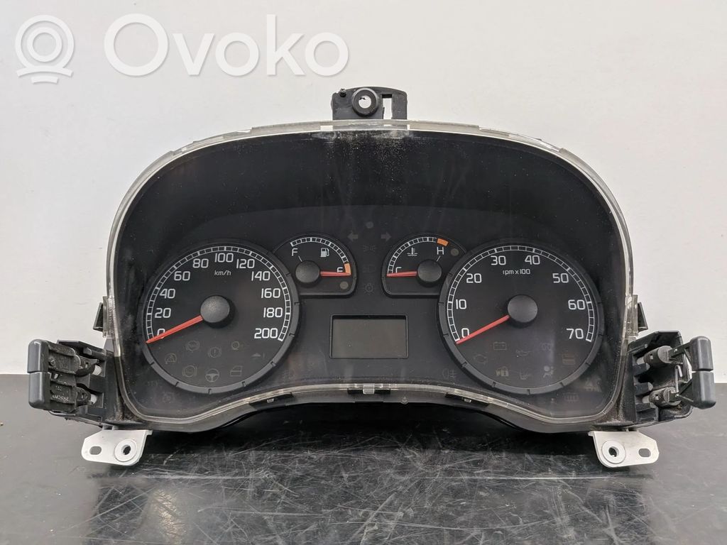 Fiat Punto (188) Tachimetro (quadro strumenti) 