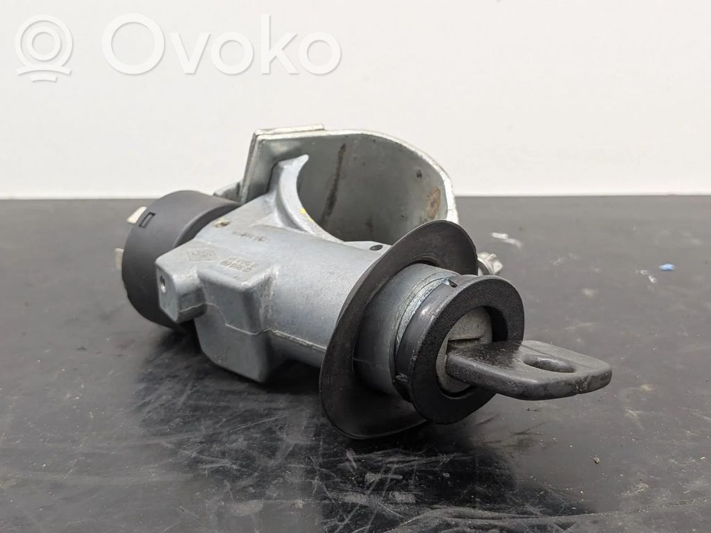 Opel Corsa B Ignition lock 