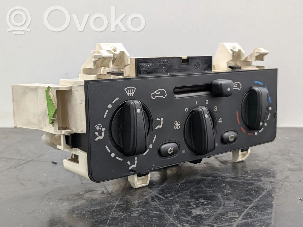 Citroen C3 Climate control unit 