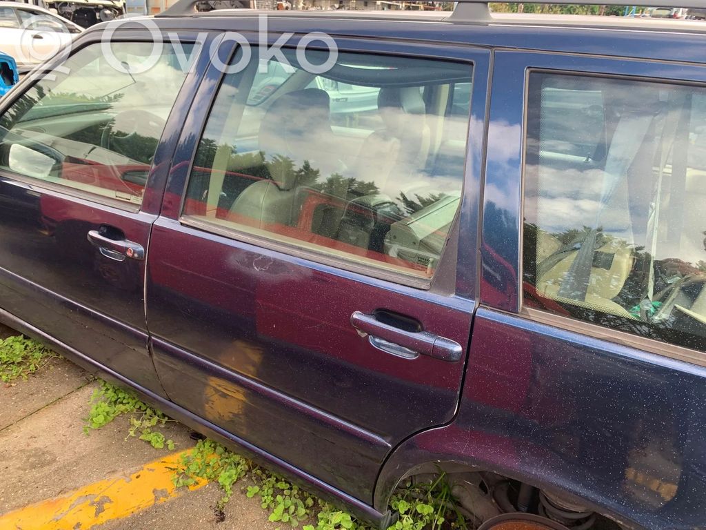 Volvo S70  V70  V70 XC Puerta trasera 