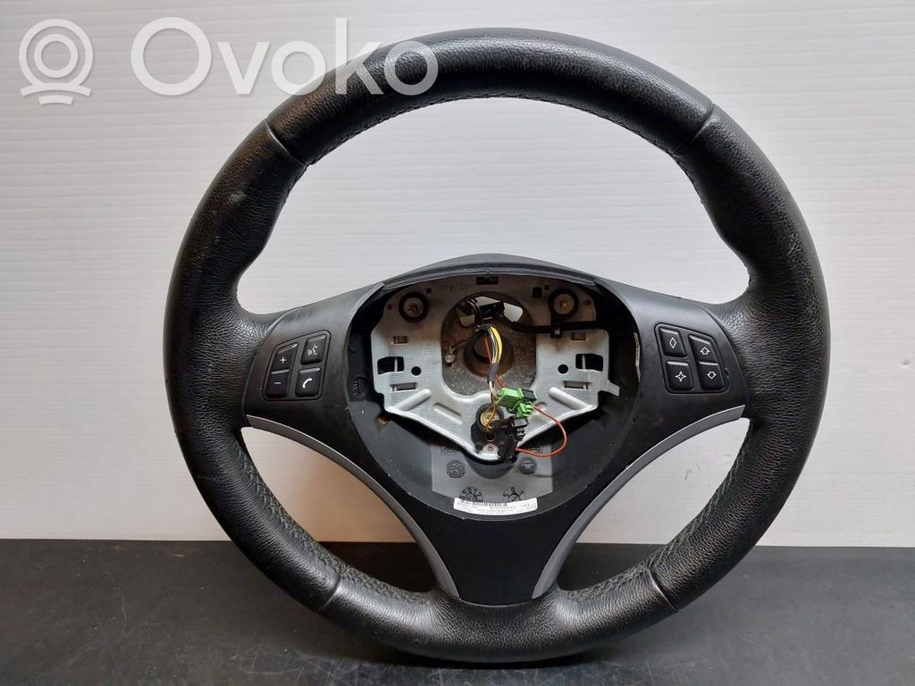 Ohjauspyörä   6769895