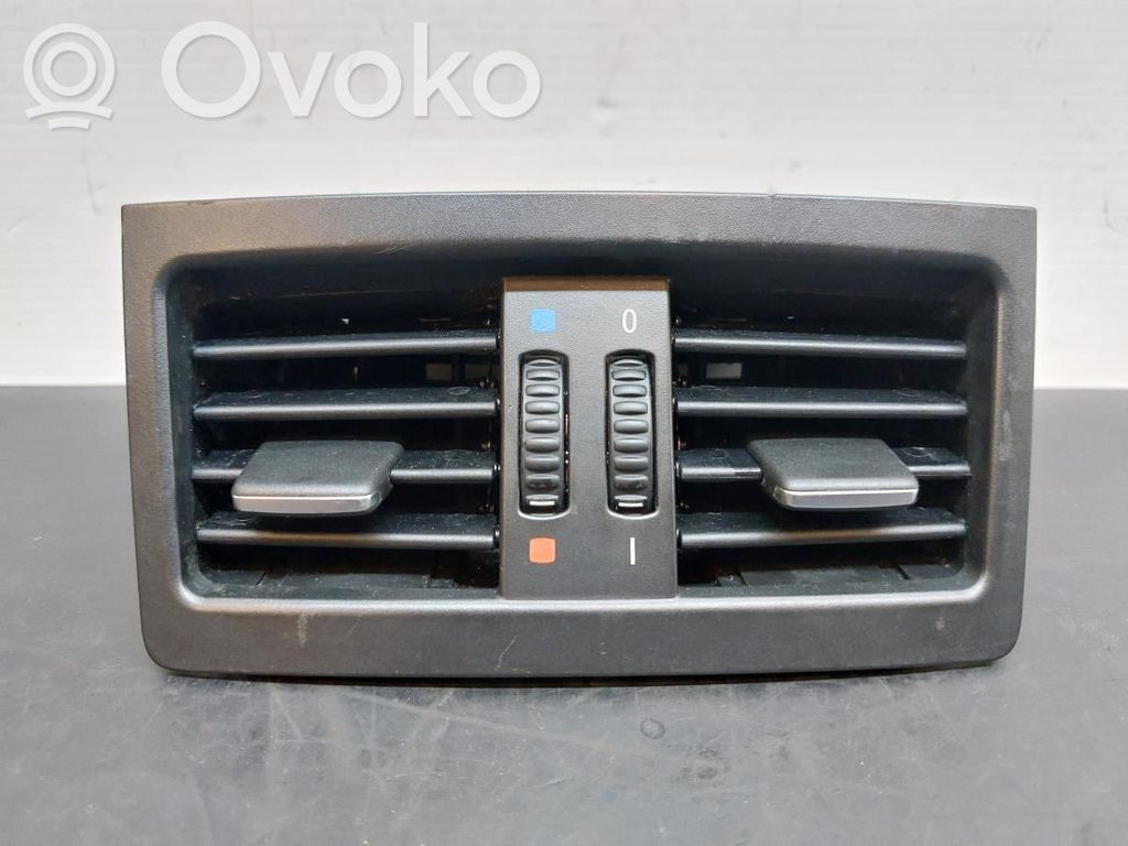 Grilă ventilație centrală   64226932023