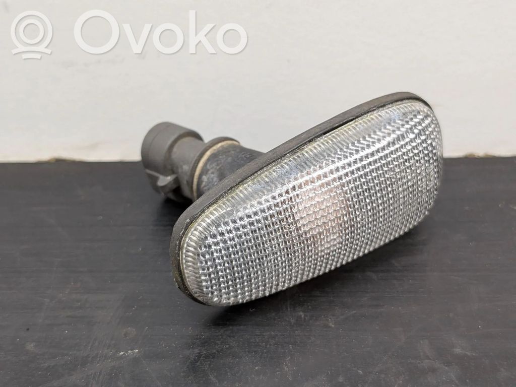Peugeot 508 II Blinker vorne Stoßstange 