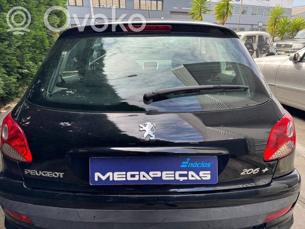 Tailgate/trunk/boot lid   8701R5