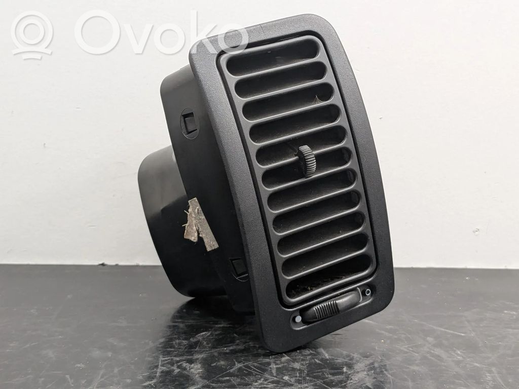 Volkswagen Polo III 6N 6N2 6NF Dash center air vent grill