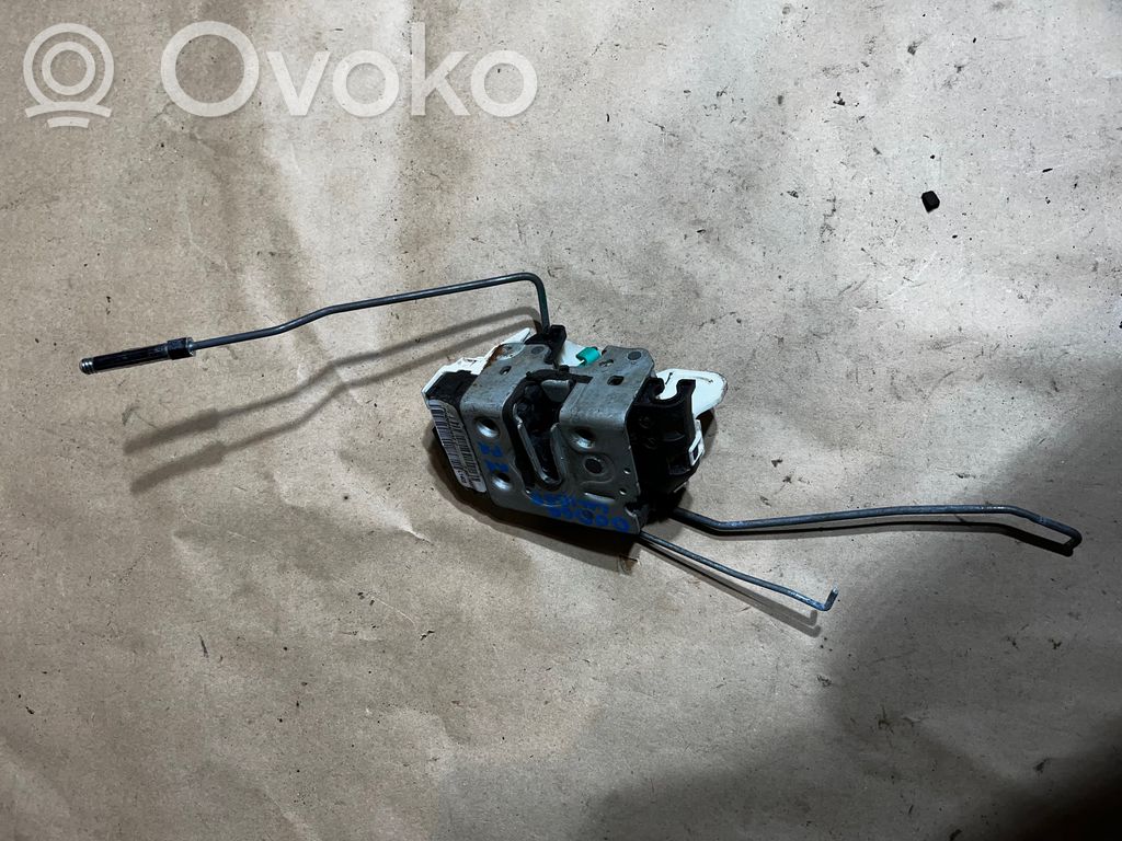 Dodge Caliber Front door lock 