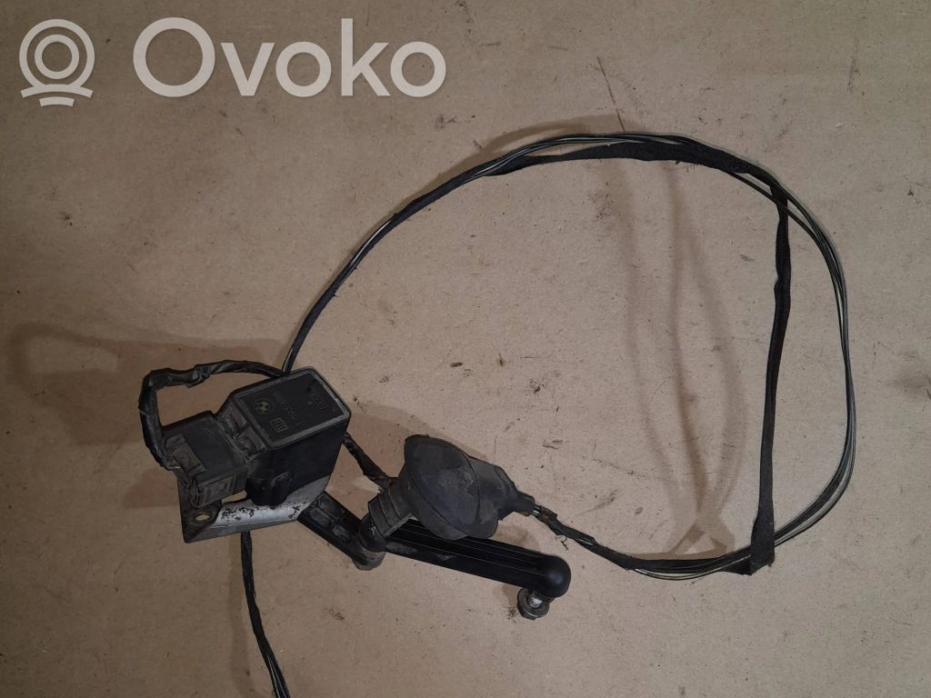 Yaw turn rate sensor   1093698,13901,37141093700,37141182641,37146778812,37146784697,6784697