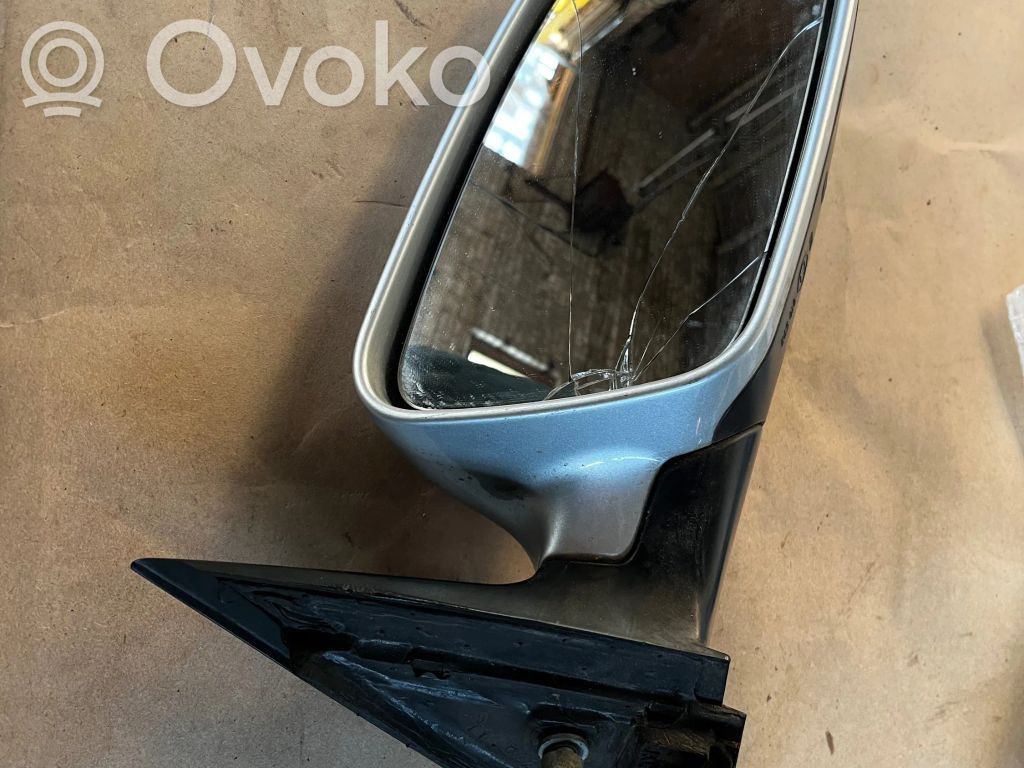 Audi A6 S6 C5 4B Front door electric wing mirror 