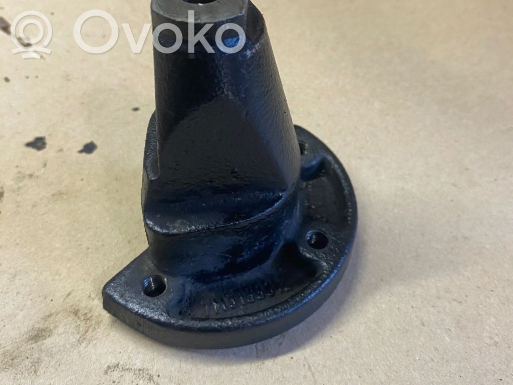 Volkswagen Sharan Engine mounting bracket 