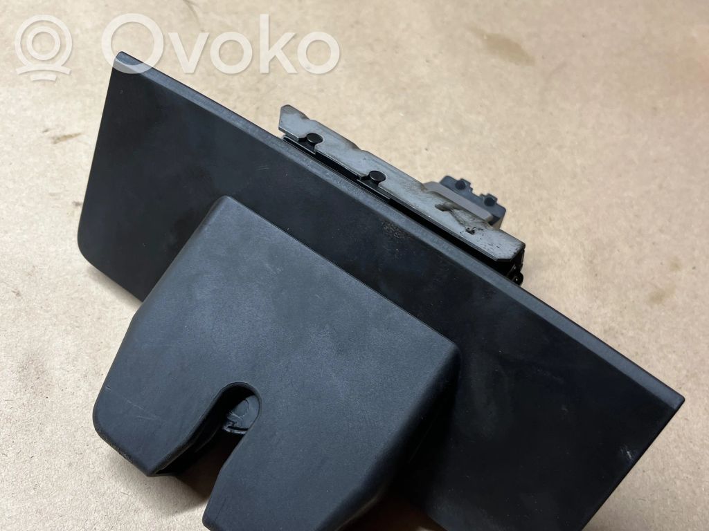Volvo XC60 Zamek klapy tylnej / bagażnika 
