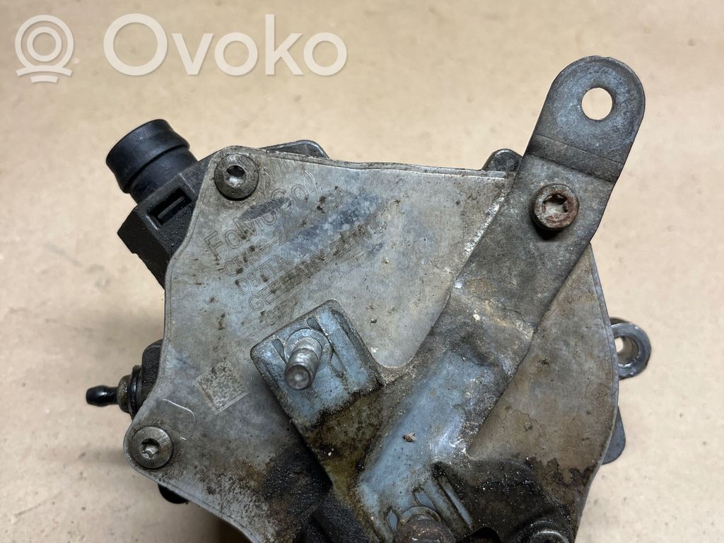 Ford Focus Vacuum pump 