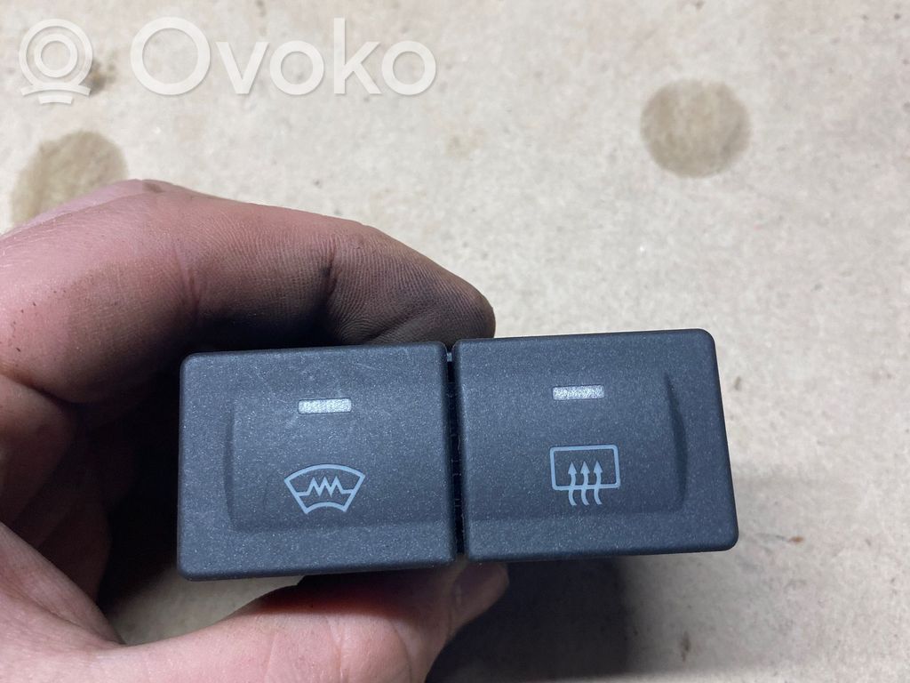 Ford Mondeo Mk III Comutator încălzire parbriz/lunetă 
