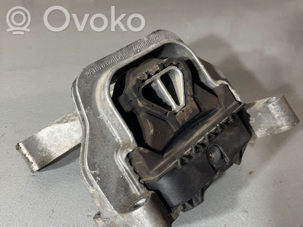 Skoda Fabia Mk3 (NJ) Engine mount bracket 