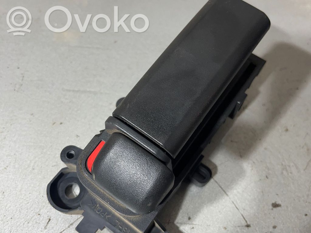 Front door interior handle   E18LPOM