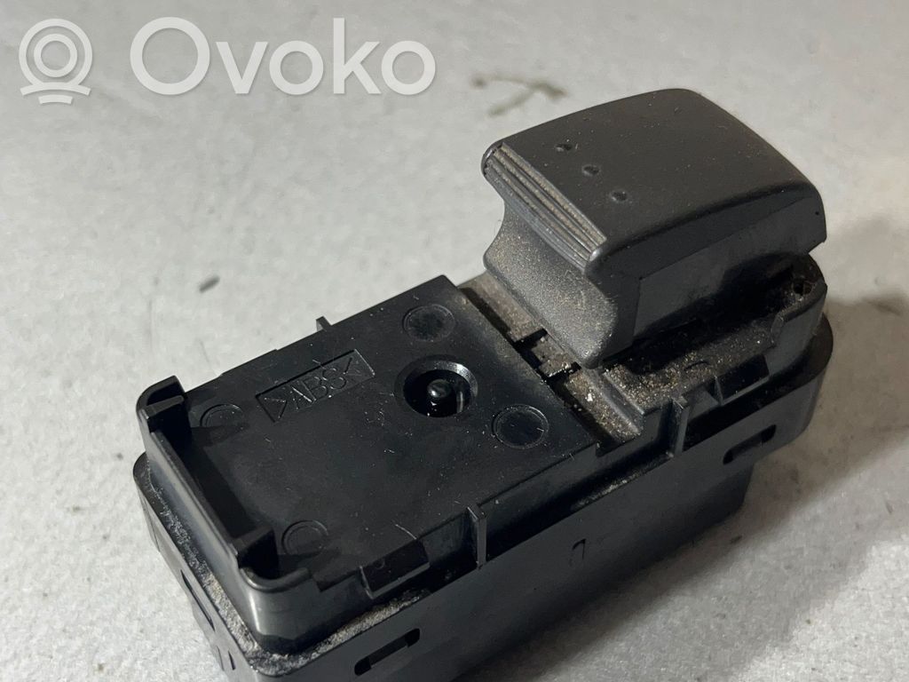 Mazda 5 Electric window control switch 
